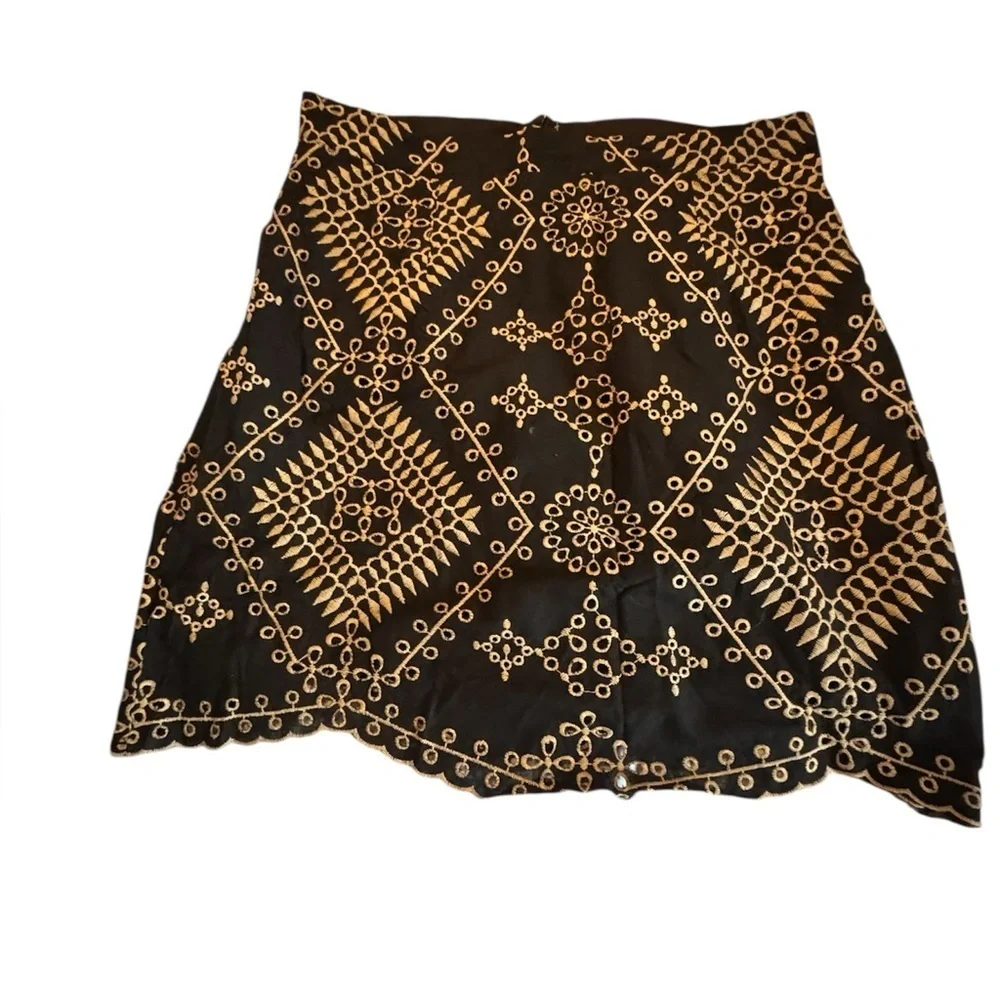 Elegant Black and tan Women's Skirt